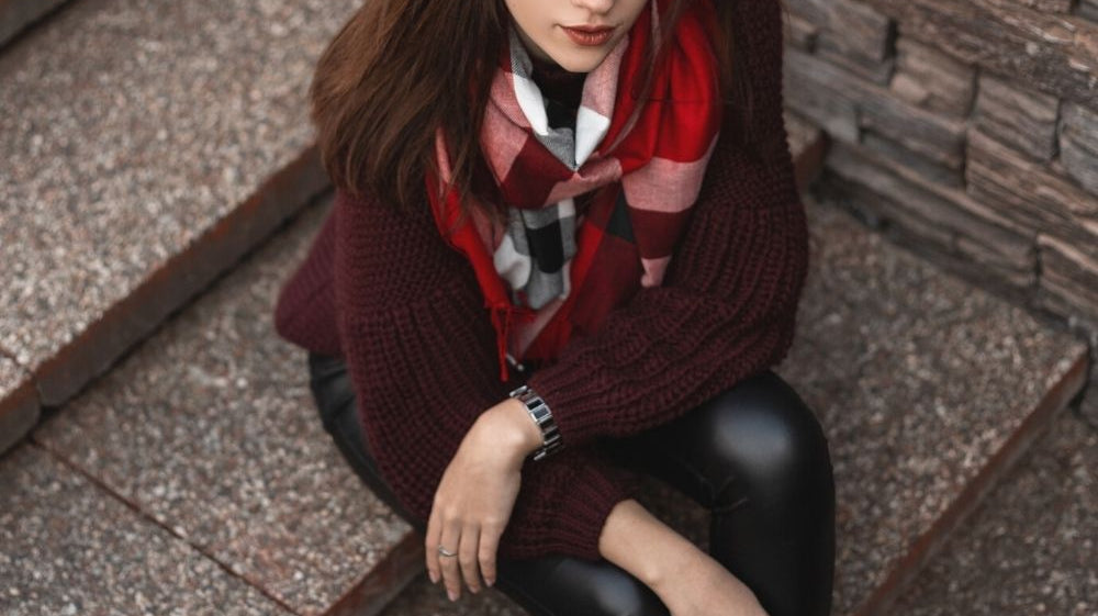 3 Fashion Rules To Remember When Wearing Leggings