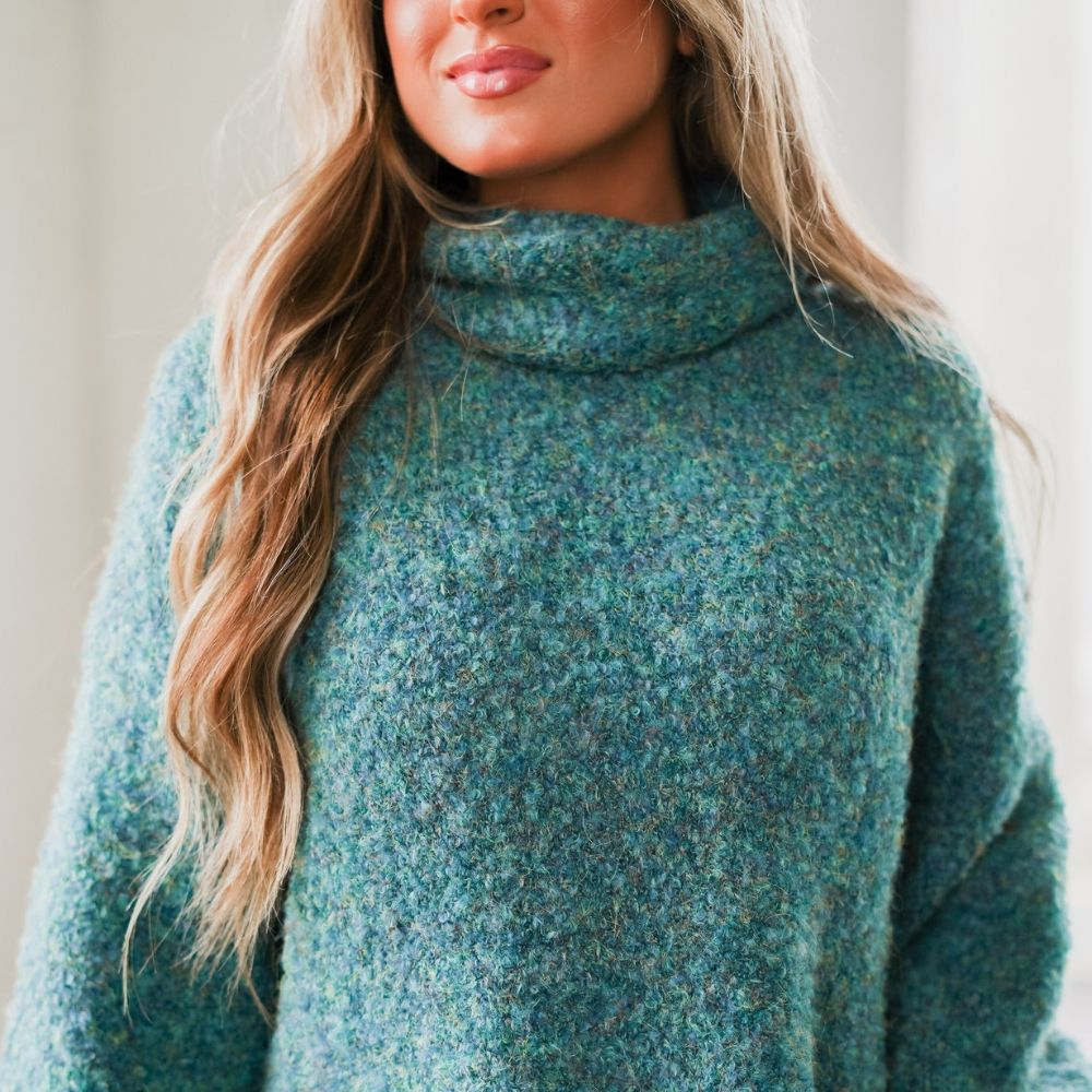 Why Tunic Sweaters Are the Perfect Cold-Weather Staple